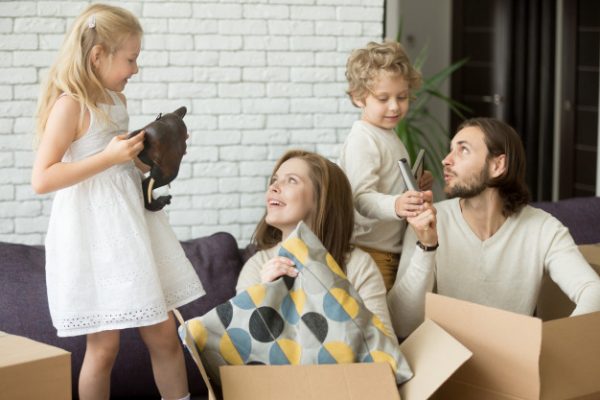 Comment s’y prendre avec les enfants quand on déménage dans une autre ville?